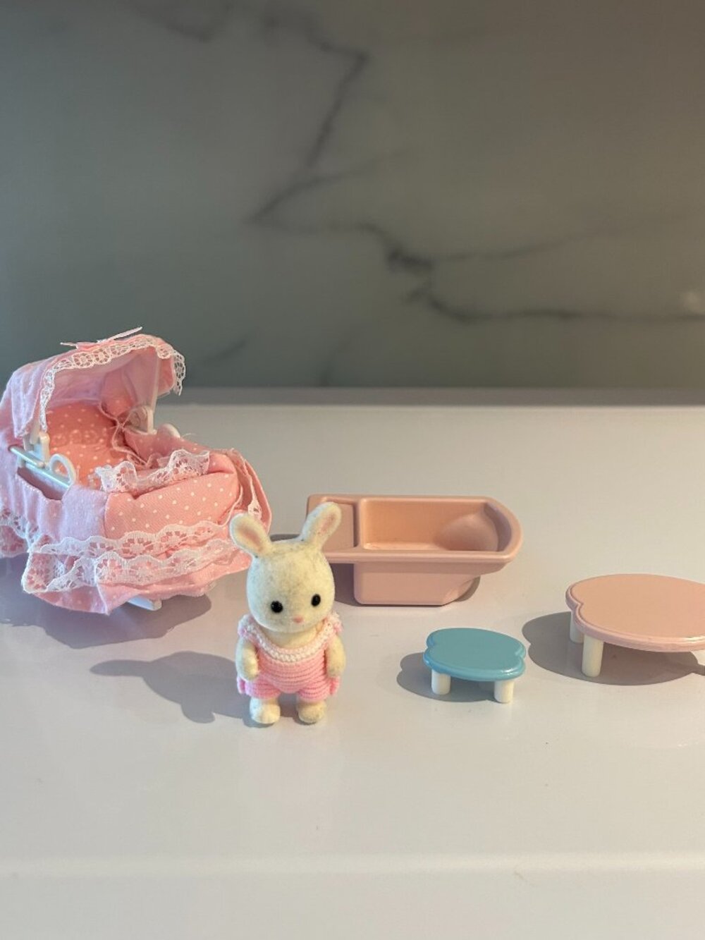 Calico Critters - Sophie's Love 'N Care Set
